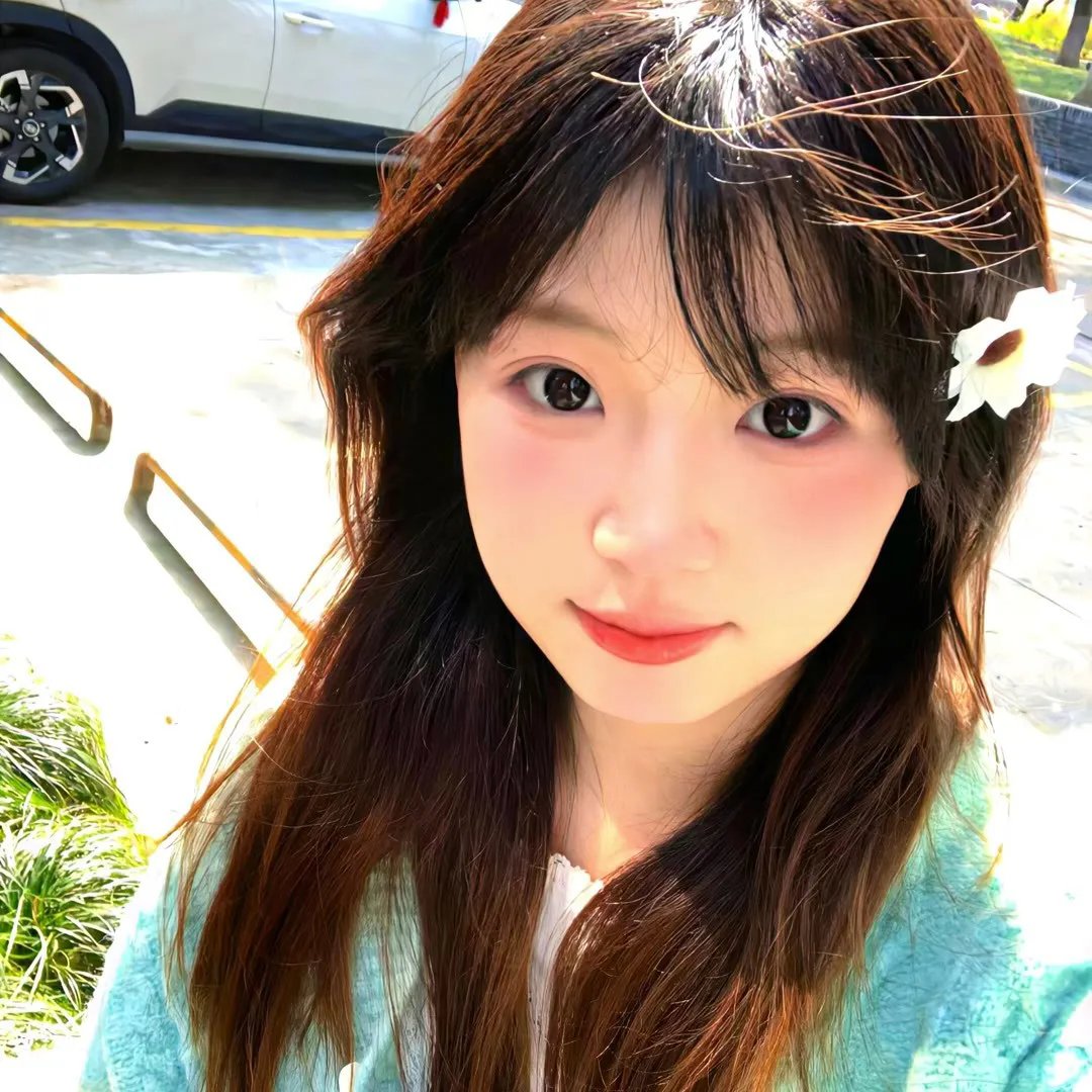 黄阿丽:小眼镜蛇